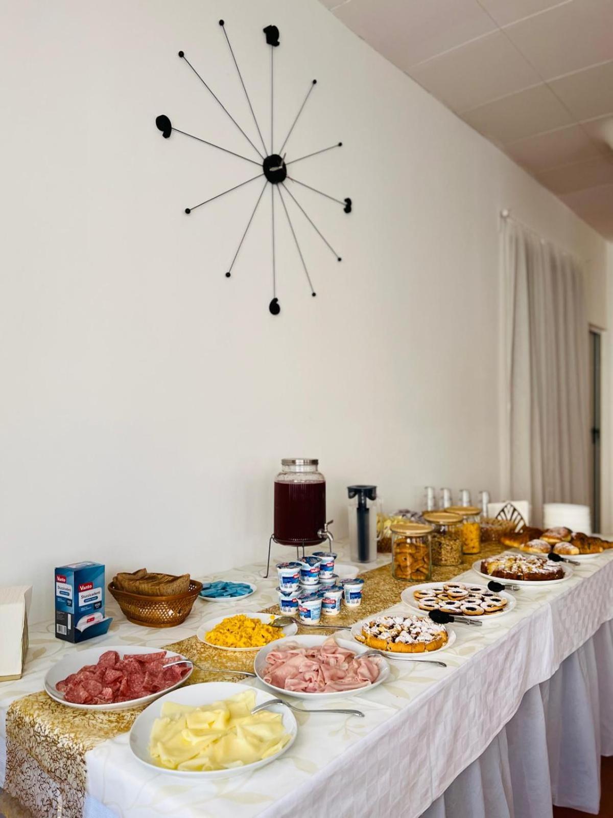 Hotel Villa Dei Fiori Bellaria-Igea Marina Dış mekan fotoğraf